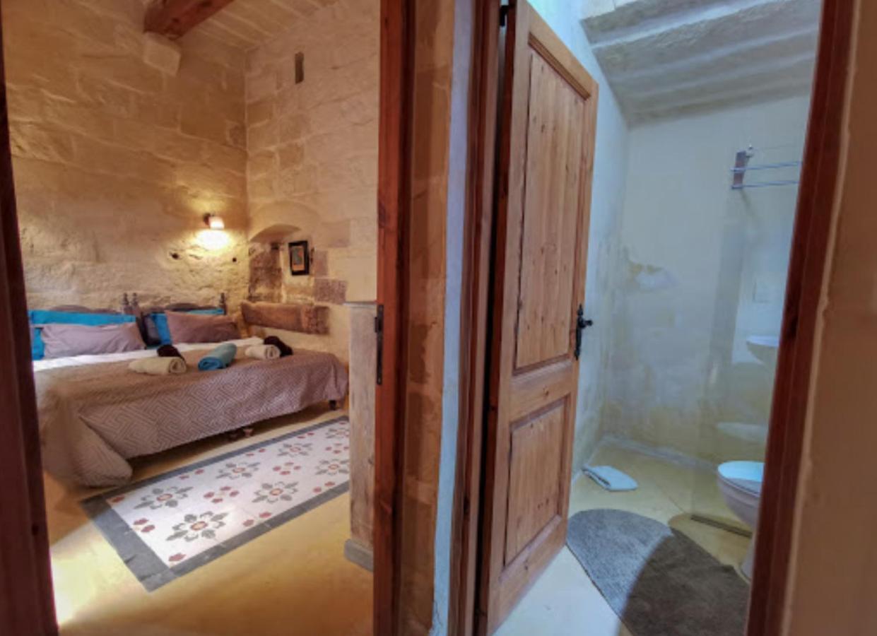 Peaceful Farmhouse Stay With Cozy Yard Għarb Exterior foto