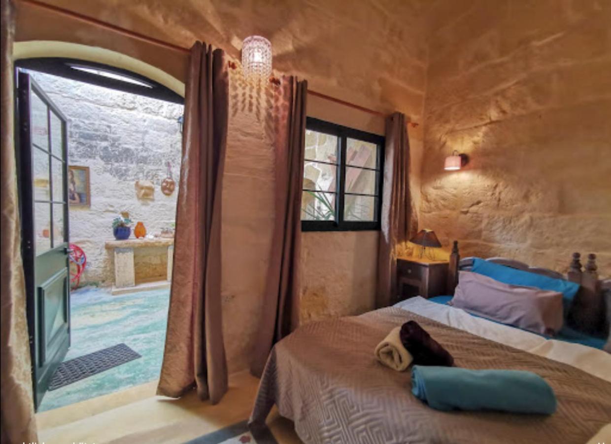 Peaceful Farmhouse Stay With Cozy Yard Għarb Exterior foto