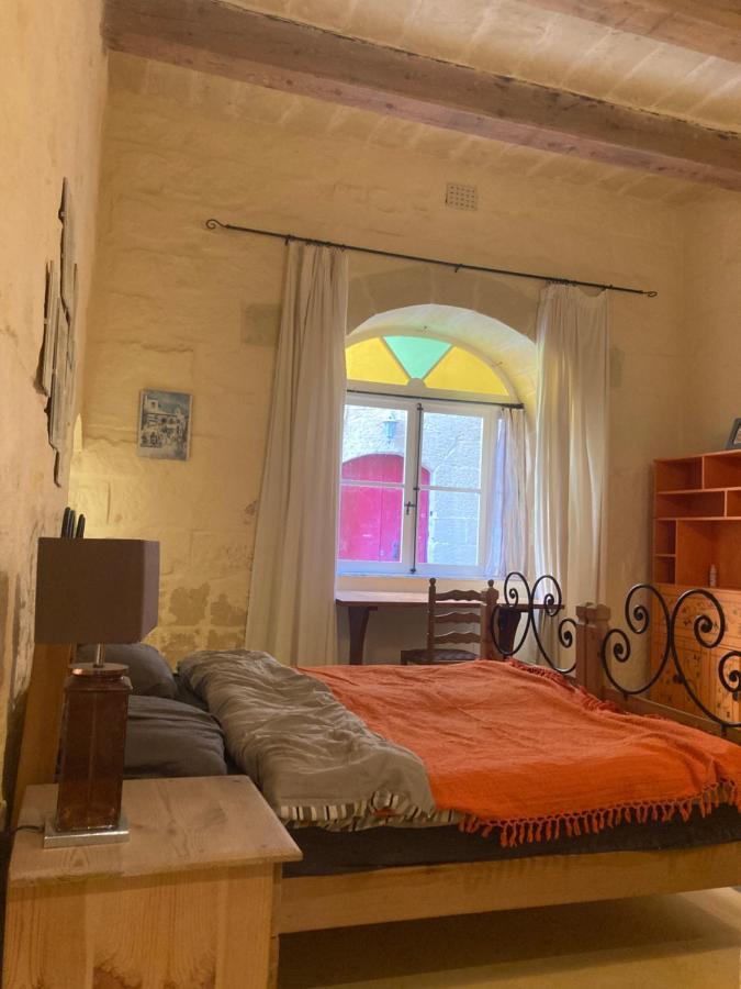 Peaceful Farmhouse Stay With Cozy Yard Għarb Exterior foto