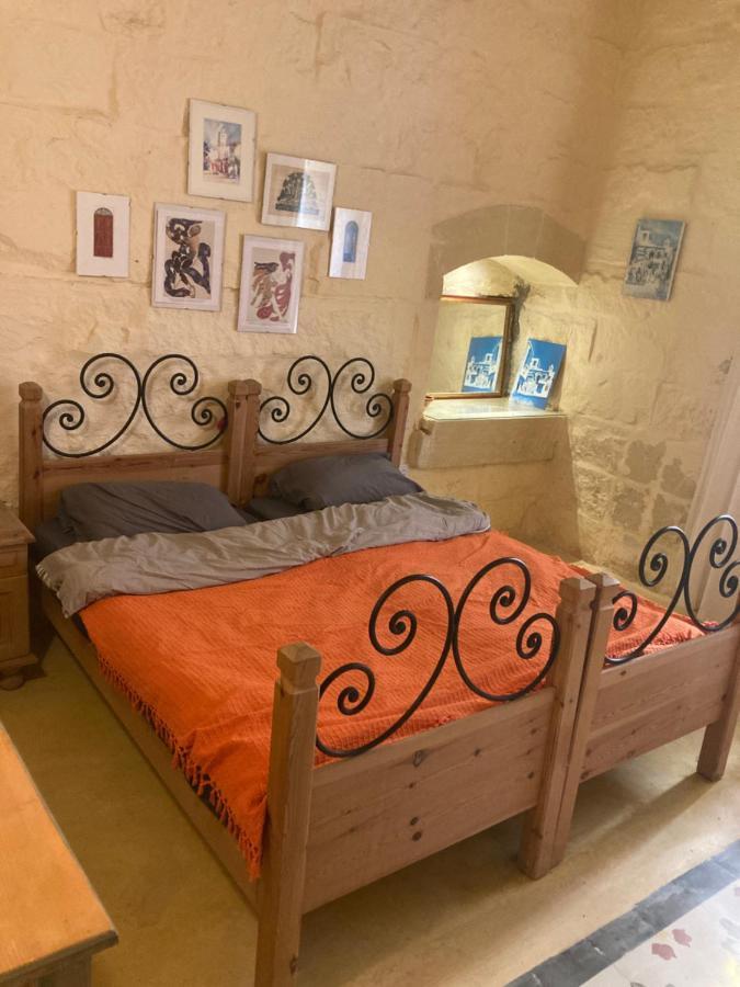Peaceful Farmhouse Stay With Cozy Yard Għarb Exterior foto